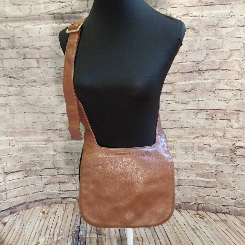 Giani Bernini Tan Leather Crossbody Handbag w/Adjustable Strap